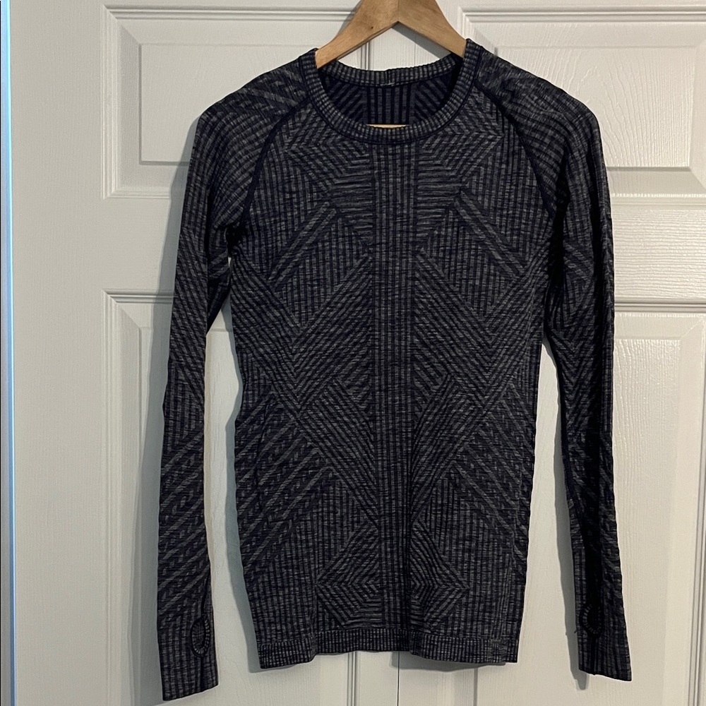 Lululemon Athletics Navy Geometric Long Sleeve Top
